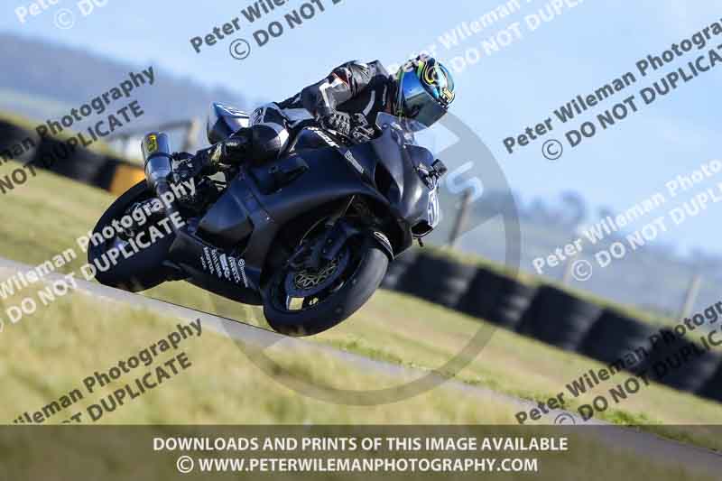 anglesey no limits trackday;anglesey photographs;anglesey trackday photographs;enduro digital images;event digital images;eventdigitalimages;no limits trackdays;peter wileman photography;racing digital images;trac mon;trackday digital images;trackday photos;ty croes